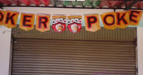 LICORERA DE BARRIO LICORERA DE BARRIO